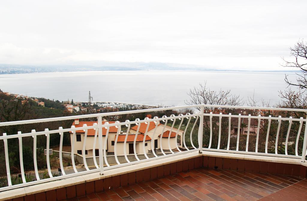 Guesthouse Gauss Opatija Ruang foto