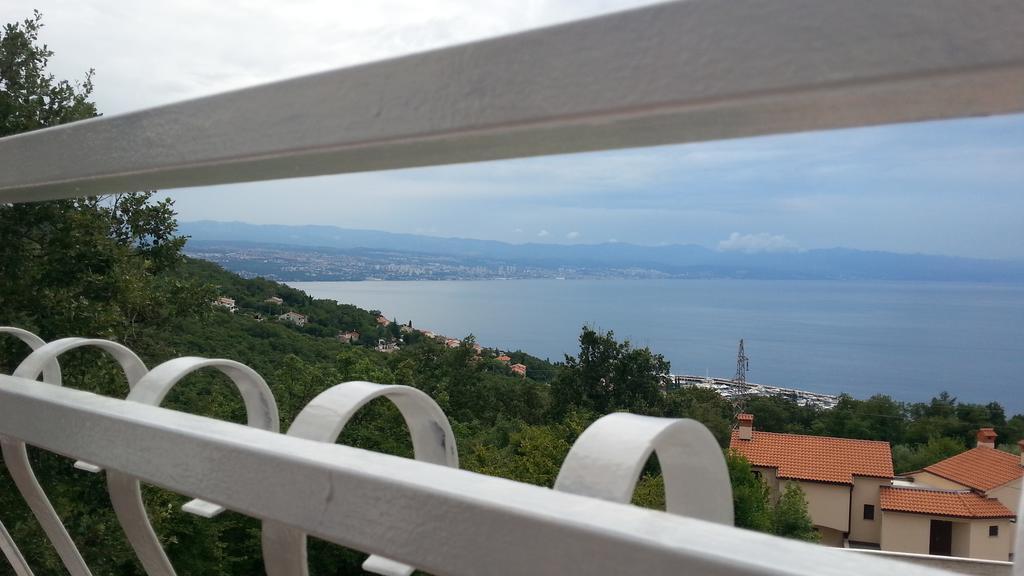 Guesthouse Gauss Opatija Ruang foto
